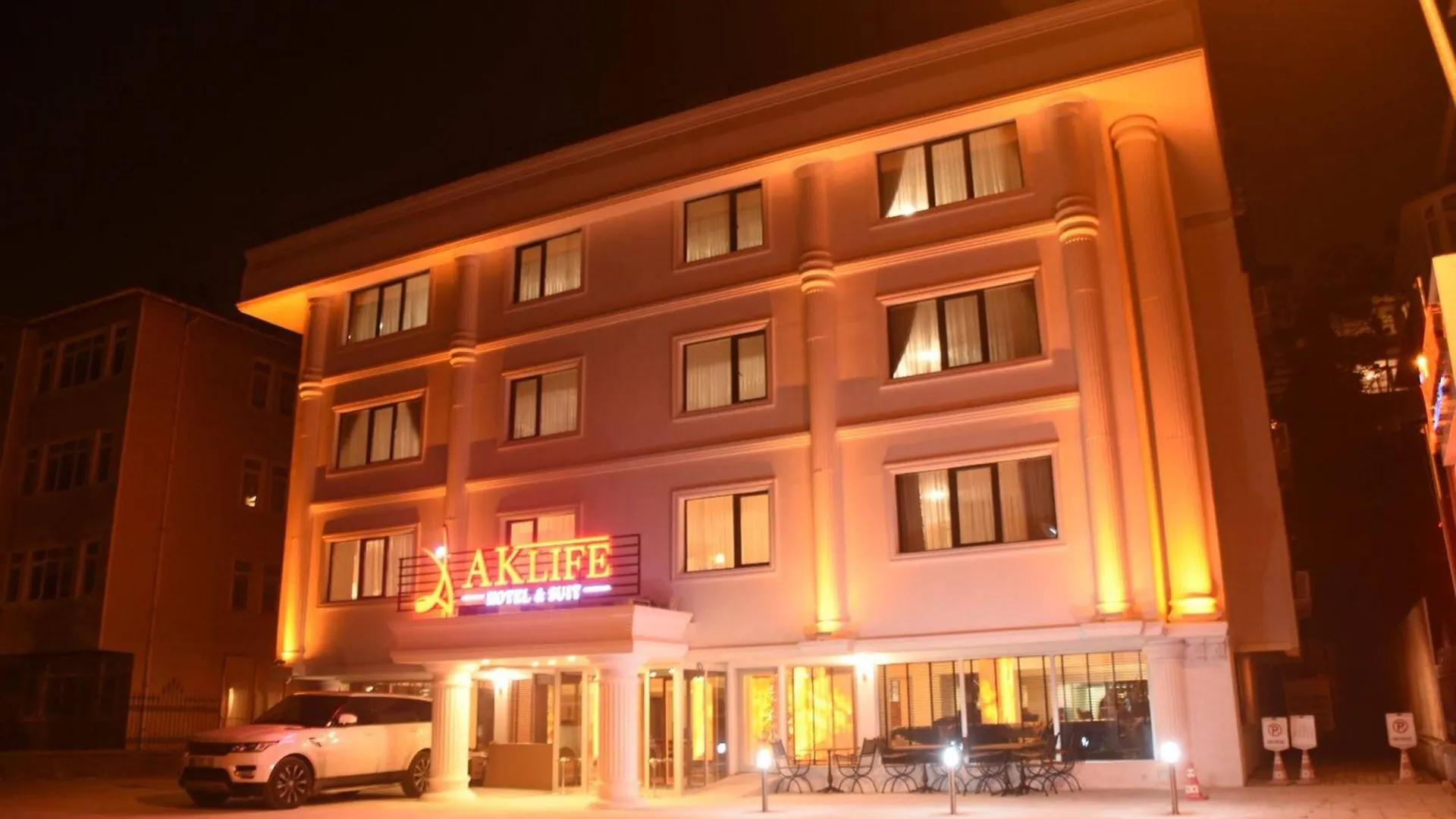 kontakty Ak Life Hotel & Suit